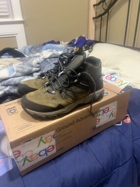 Merrell Kids Olive Green and Black Mid-Top Hiking Boots